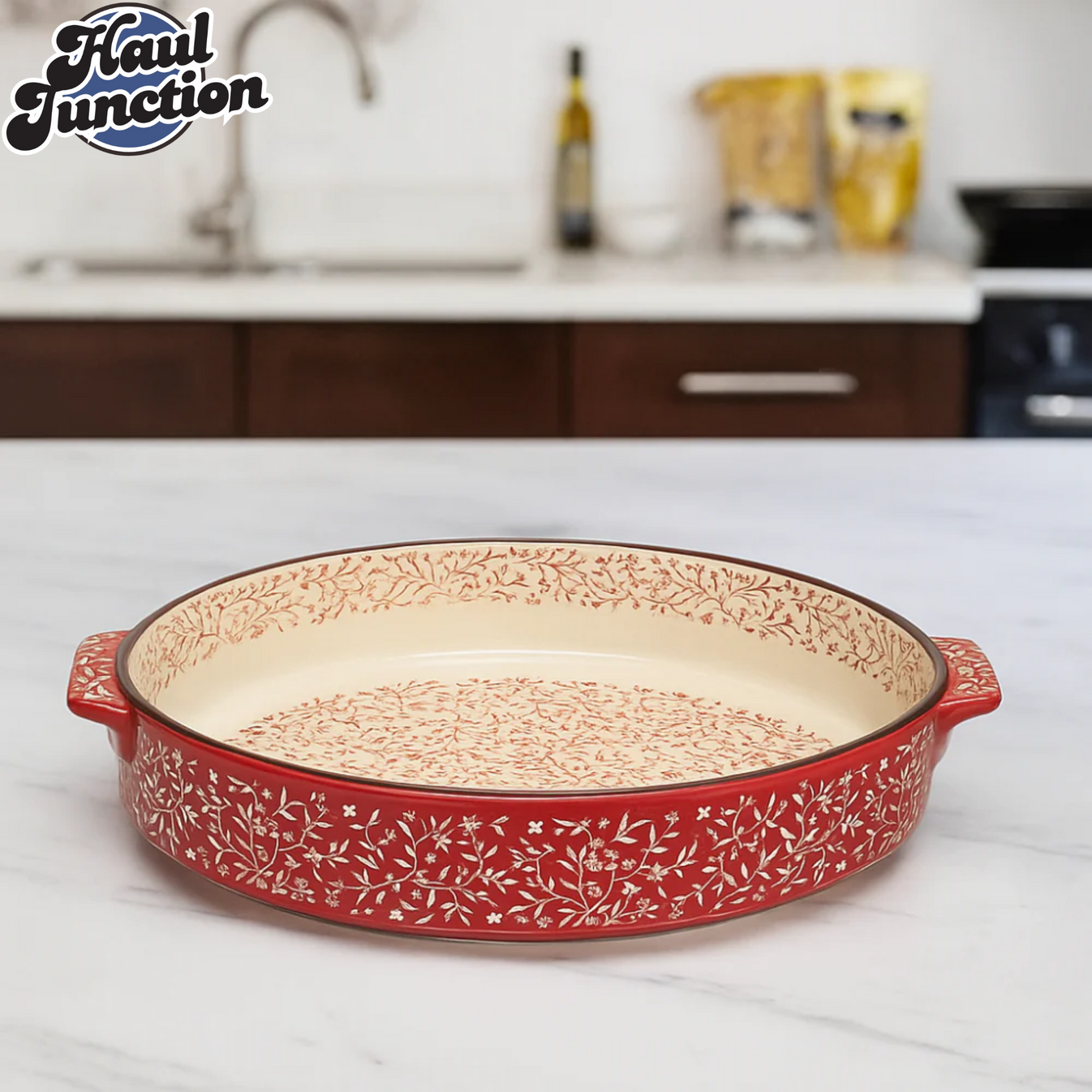 Circular baking dish with handles
