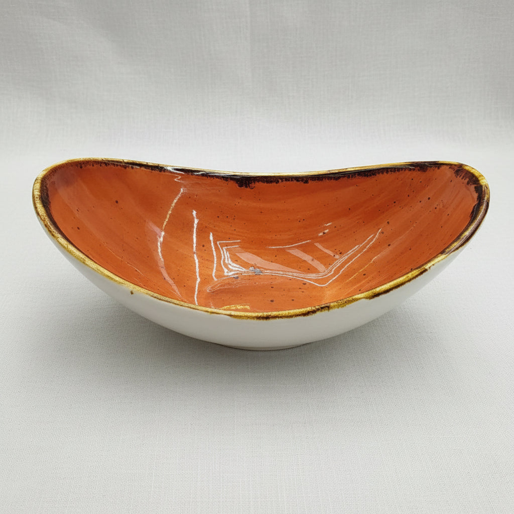 Kidney-shaped serving dish