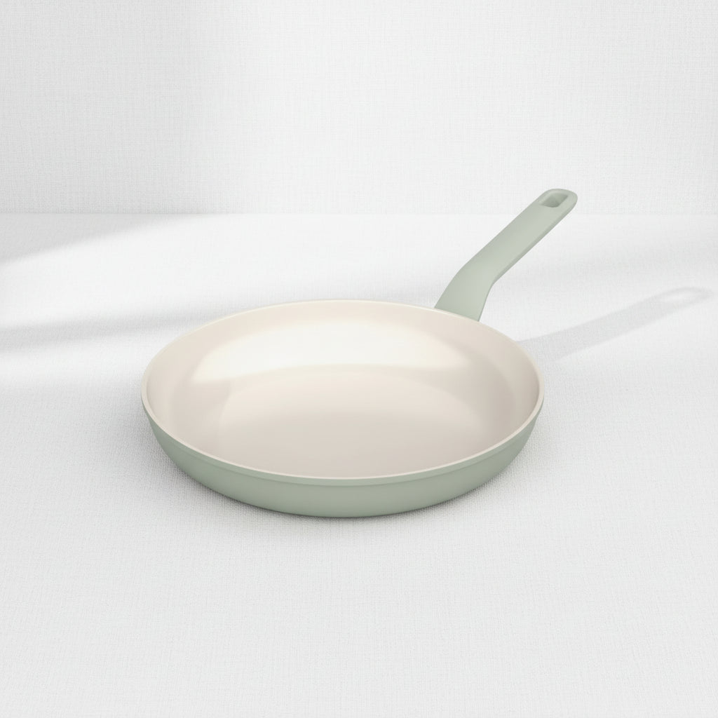 Single-handle skillet
